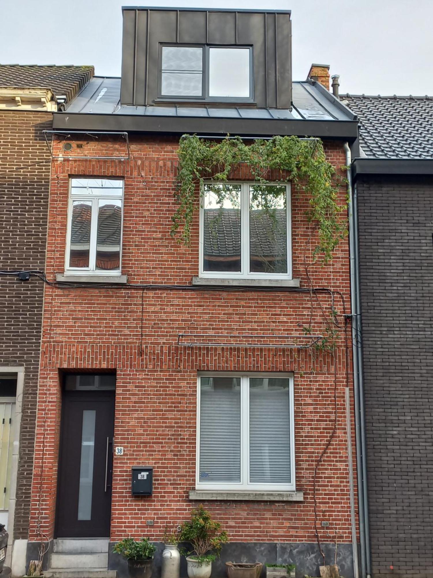 On-Ge-WoonAd Hasselt  Villa Exterior photo